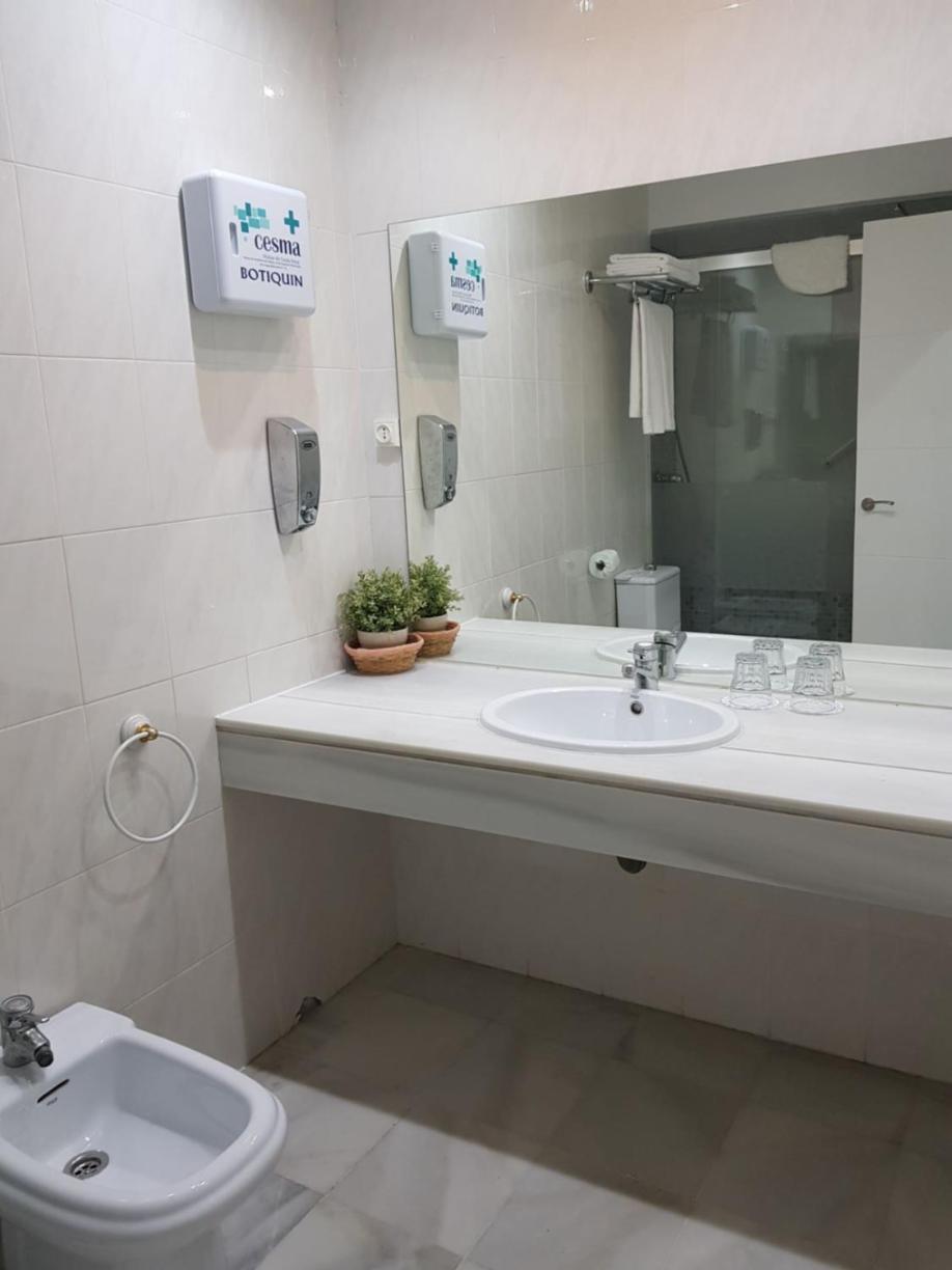 Apartamentos Turisticos Imar Cadiz Exterior photo